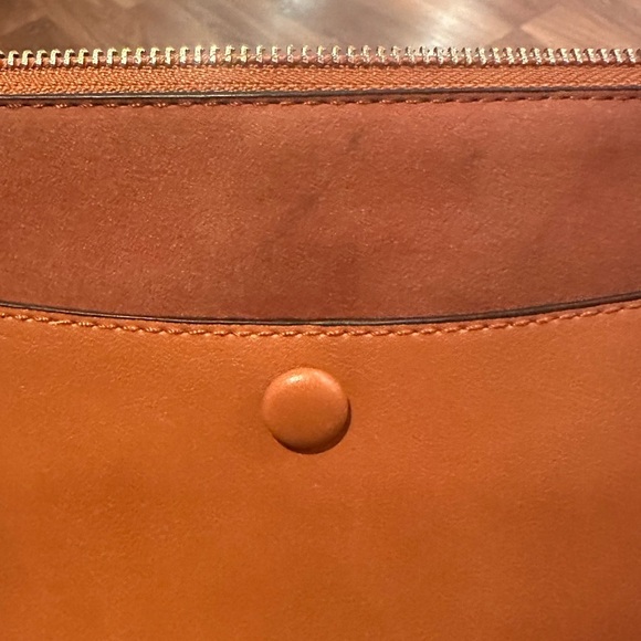 Mellow World Brown Cross Body Purse - Picture 8 of 8